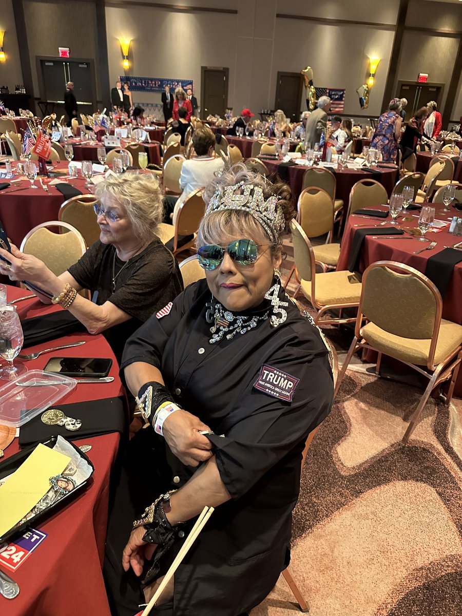 At Republican election party for Senate candidate Steve Garvey, supporters showing their election style!

<a href="/kcranews/">kcranews</a> 
#Election2024 #Republican