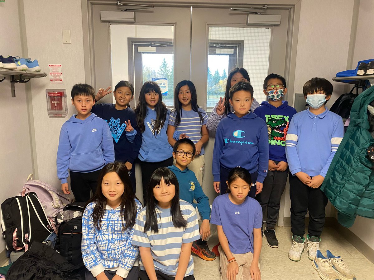 SJN Students wore blue to take a stand against Bullying. <a href="/laurasawicky/">Laura Sawicky</a>