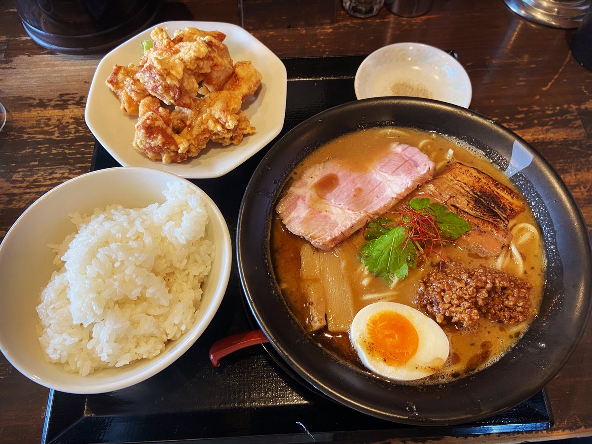 SakataTatuya's tweet photo. 限定麺〝味��中華そば〟を( ；´Д｀不定期)こう https://t.co/KNu9778k1a