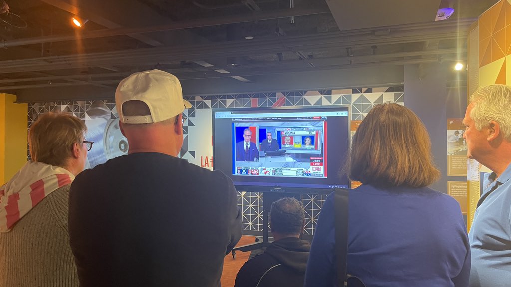 LVN Will Oliver (@lvn_willoliver) on Twitter photo A small group at <a href="/davinciscience/">Da Vinci Science Center</a> keeps tabs on election results. <a href="/LVNewsdotcom/">LehighValleyNews.com</a> A small group at <a href="/davinciscience/">Da Vinci Science Center</a> keeps tabs on election results. <a href="/LVNewsdotcom/">LehighValleyNews.com</a>