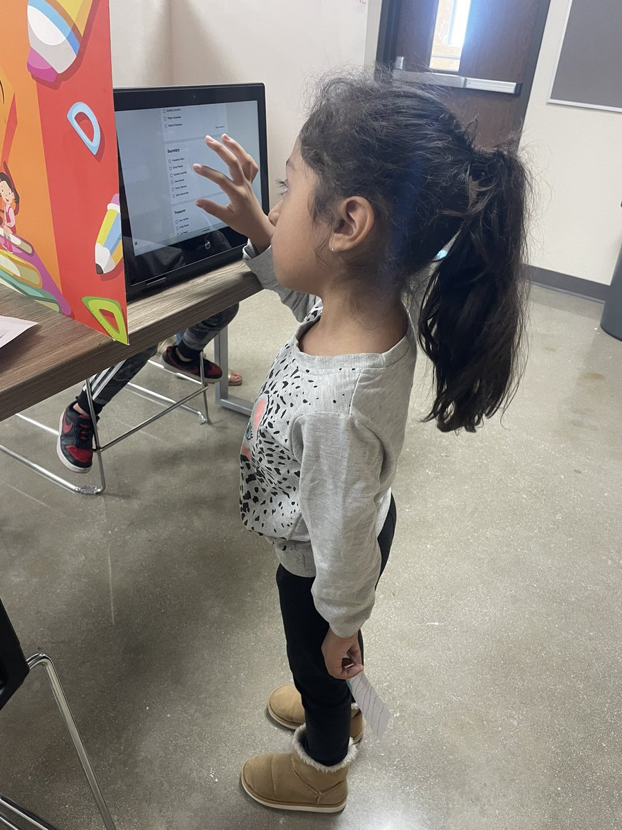 Katie Moore tweet media