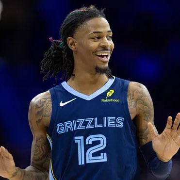 LegionHoops's tweet photo. “He's the most athletic professional athlete in the world.”

— Davante Adams on Ja Morant

(via @UpAndAdamsShow) https://t.co/DZVqUpC91m