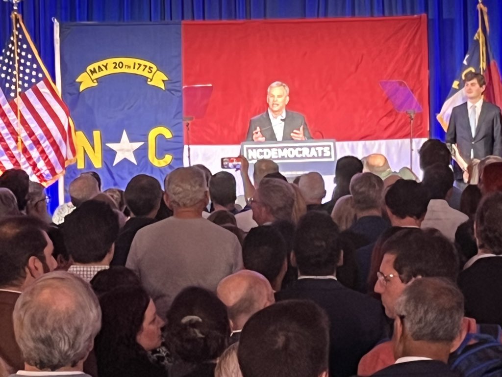 Ashley Rowe tweet media