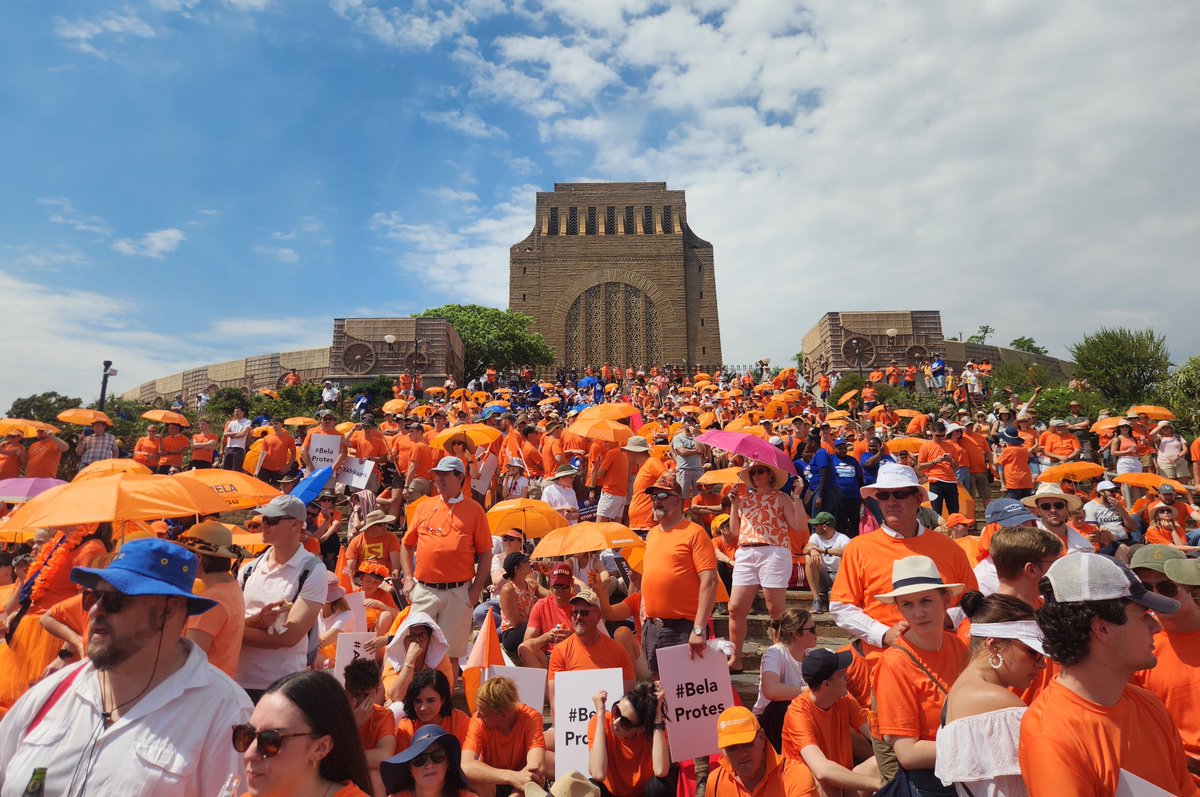 ConCaracal's tweet photo. Yesterday's massive protest against the Bela Act is causing intense chest pains among the anti-Afrikaners because it proved that:

1. How proud Afrikaners are of their heritage and language.

2. This self-respect extends to the next generation.

3. Afrikaners are not going anywhere.

🔶️ 🔶️ 🔶️