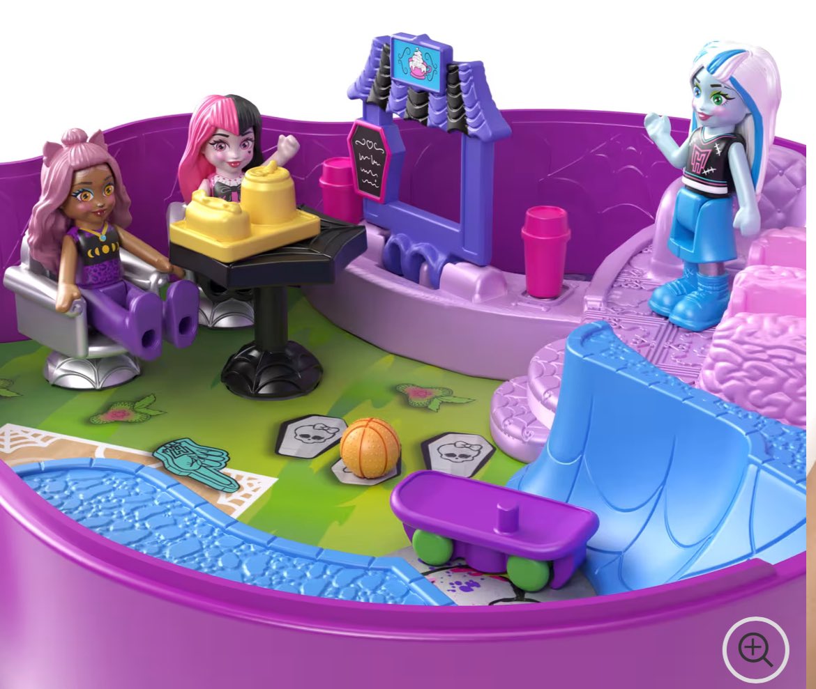 PollyPockets70's tweet photo. Polly Pocket “Monster High” 
#pollypocket #MonsterHigh
https://t.co/FHtJ3Xs4aX https://t.co/JpmlVQU8pm