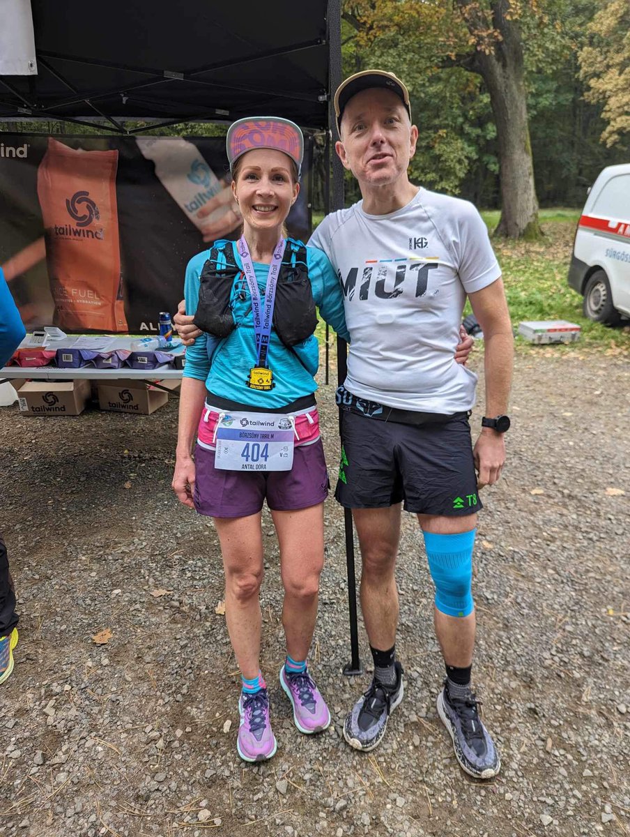 dora_antal's tweet photo. Tailwind Börzsöny Trail M🏃‍♀️⛰️🍂🍁
23.59 km, 1.055 D+, 2:57:37, women 32/11, absolute 97/35
Epic autumn trailrunning race in the most adventurous mountains of Hungary.😎
#trailrunning #terepfutás #sports #health #wellbeing #tailwind #börzsönytrail https://t.co/hYXDAVSupB