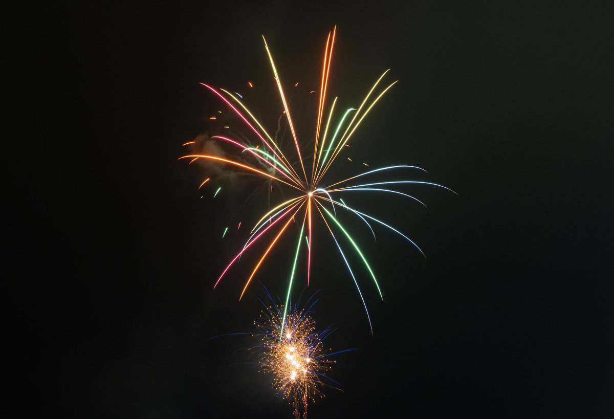 liam43photos's tweet photo. Poole Quay November 5th
Firework display 2024
#CanfordHeath #Poole #Dorset #Bonfirenight #pyrotechnics #fireworks #fireworknight #fireworkphotography #photooftheday #photographer #LovePoole #LoveGREATBritain #visitdorset #lovefordorset #canonphotography #canon
@lovepooleuk https://t.co/PfVPbbmbMQ