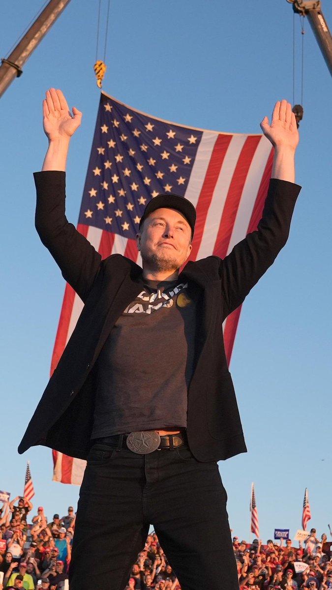 RGIII's tweet photo. This man @elonmusk single handedly drove the space ship to get Donald Trump Elected President Of the United States of America again. And it worked. Never seen anything like it before. https://t.co/scfNb5Y21y
