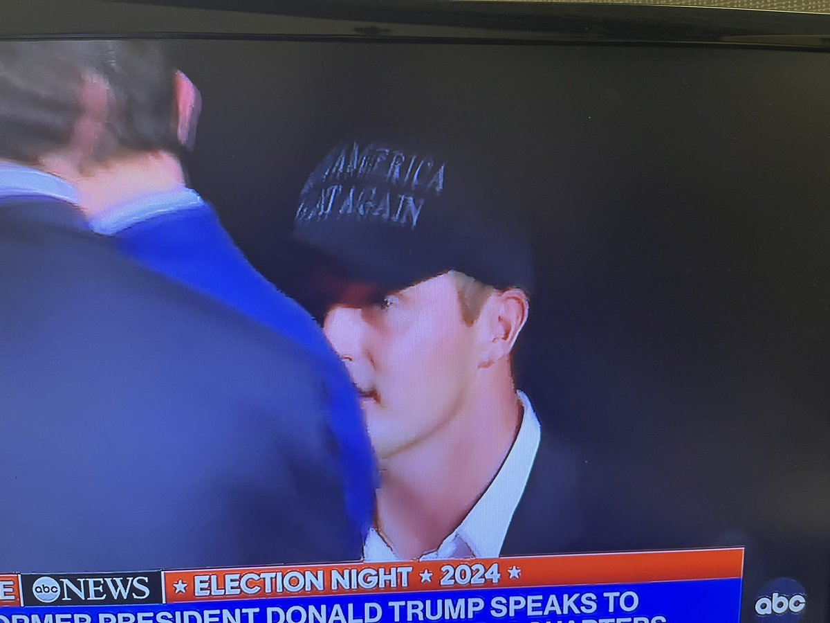 Stephen Hicks tweet media