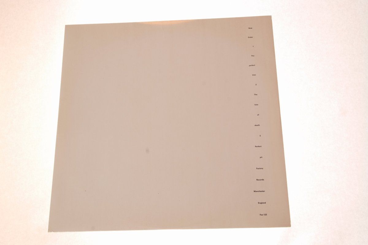 FactoryRecCol's tweet photo. Fac 123 New Order 12" Single The Perfect Kiss Lyntone pressings which came in 4 variant colors all here for you @neworder #factoryrecords #fac123 #perfectkiss https://t.co/GQKMwEhCL6