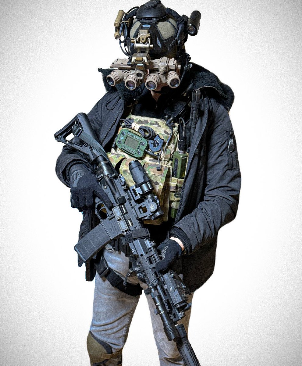 Pilo_308win's tweet image. 装備なんとか決まりました🐺

今週末はバイオミーティング参加です。
よろしくお願い致します🤝🏻

Resident Evil village 
(バイオハザード ヴィレッジ)
Hound Wolf Squad Style