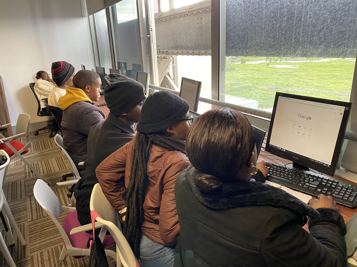 Celebrating Progress at the Fourth Sprint Review! Our developers completed their fourth sprint in the Philippi Developer Programme, showcasing impactful tech solutions. Their growth has been inspiring! 

#coding #youthempowerment #youthdevelopment #upskill