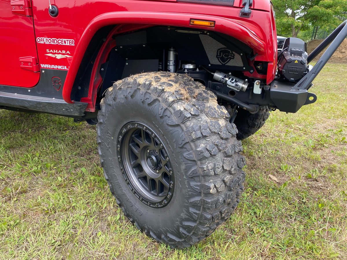 GEOLANDAR_JP's tweet photo. JOAフェステバル 2024 #ジオランダー 装着車ご紹介
オフロードセンター/Offroad center 様
車輛:ラングラー
装着タイヤ:GEOLANDAR X-MT
サイズ:37X12.50R17
#YOKOHAMA #ヨコハマタイヤ #GEOLANDAR #XMT #ラングラー #JOAフェステバル #JOAfestival #オフロードセンター #offroadcenter https://t.co/EADC7toMMO