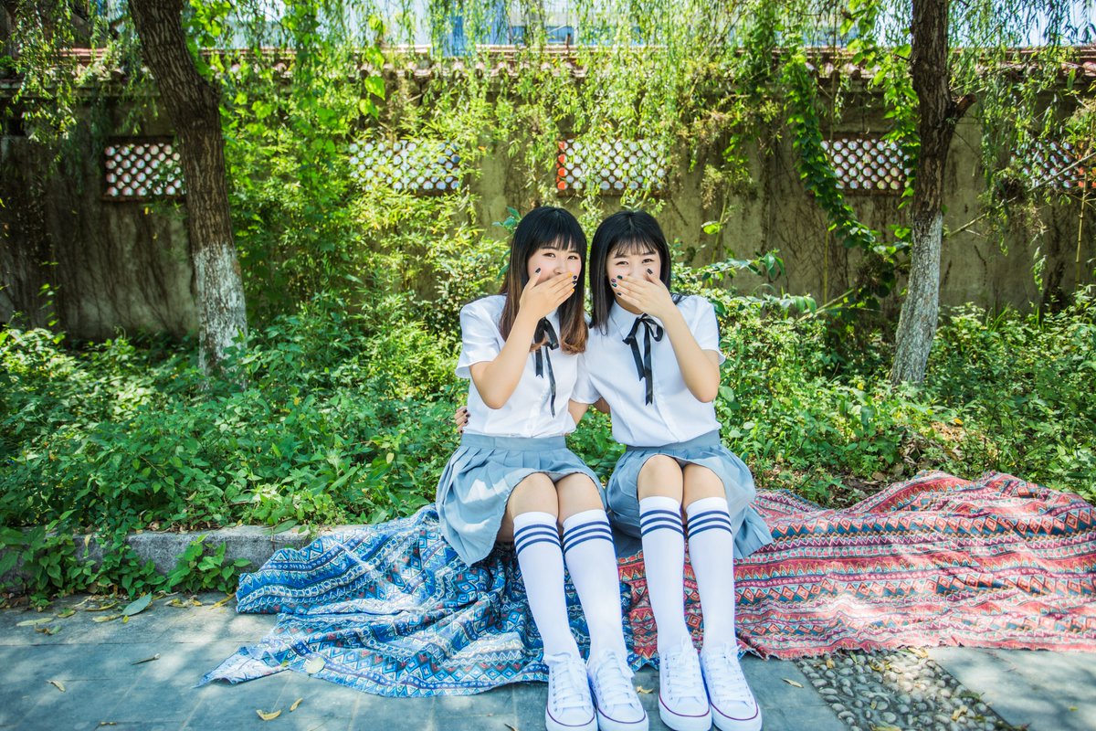 毕业小姐姐写真[107P+1.07G] #眼镜娘 #眼镜妹 #毕业照 #女大学生 #写真 
No.110120 预览全套尺度看置顶或私信 投稿：@007share 
眼镜娘圈子：https://t.co/VSeJDJ4Yn7 https://t.co/1A1ihWzB9p