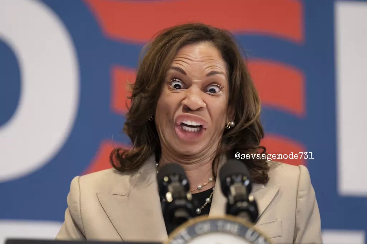 SavageMode731's tweet photo. Kamala getting blown out by Trump. The fat lady is ready to sing. https://t.co/f6ypagj0zv