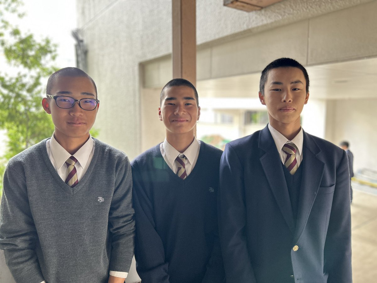 11月にな制服も冬仕様に変更になりました！ ブレザー➕ネクタイは 