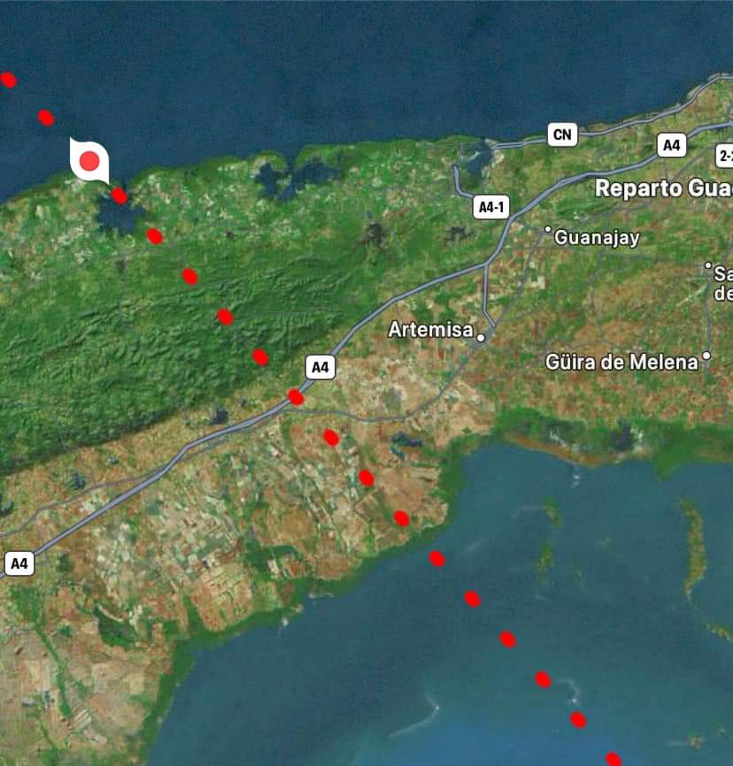 🌀Rafael continúa intensificándose,con vientos máximos sostenidos de 130 km/h y se espera mantenga un proceso de rápida  intensificación antes de penetrar por el Sur de Artemisa. La zona de impacto costa sur de Artemisa,con un ligero movimiento al oeste  próxima a Playa Majana.
