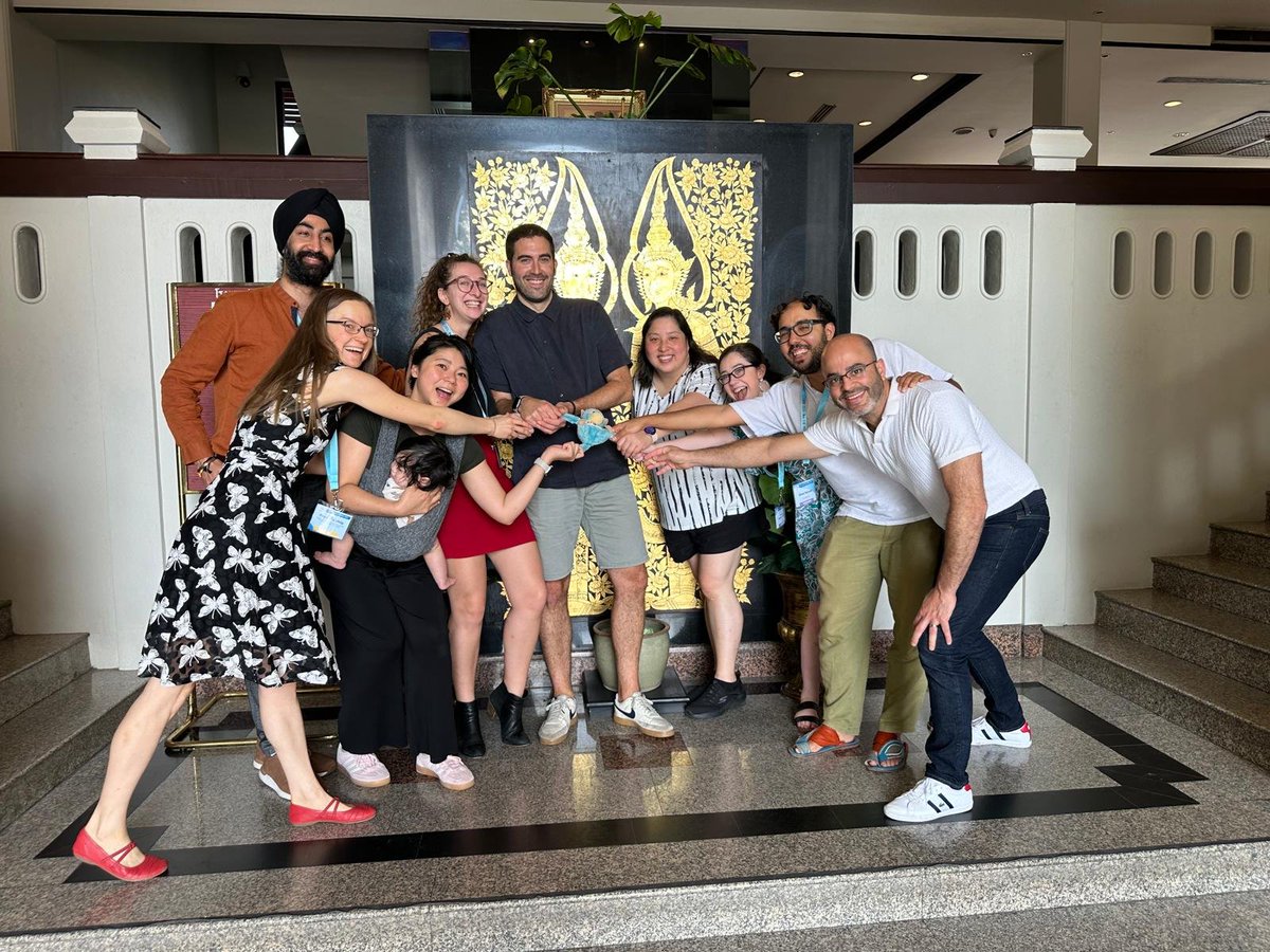 Little Brain Big Brain (@lbbb_meeting) on Twitter photo At the close of #LBBB2024 <a href="/KristenSEdwards/">Kristen Smith-Edwards</a> <a href="/alyce_martin/">Alyce Martin</a> <a href="/Alain_J_Benitez/">Alain J. Benitez</a> @ ScienceKoo <a href="/kramadi/">Khalil Ramadi</a> Time to look forward to #LBBB2026 đ @amylasenz, <a href="/LinYungHung1/">Lin Yung Hung</a>, <a href="/Javimmunopain/">Javi Aguilera-Lizarraga</a>, <a href="/fuhlig273/">Friederike Uhlig</a>, and <a href="/SinghArashdeep/">Arashdeep Singhđđ§ đĽ</a> 𼳠May the #LBBB traditions continue đđŹđ§Źđ§Ş At the close of #LBBB2024 <a href="/KristenSEdwards/">Kristen Smith-Edwards</a> <a href="/alyce_martin/">Alyce Martin</a> <a href="/Alain_J_Benitez/">Alain J. Benitez</a> @ ScienceKoo <a href="/kramadi/">Khalil Ramadi</a> Time to look forward to #LBBB2026 đ @amylasenz, <a href="/LinYungHung1/">Lin Yung Hung</a>, <a href="/Javimmunopain/">Javi Aguilera-Lizarraga</a>, <a href="/fuhlig273/">Friederike Uhlig</a>, and <a href="/SinghArashdeep/">Arashdeep Singhđđ§ đĽ</a> 𼳠May the #LBBB traditions continue đđŹđ§Źđ§Ş