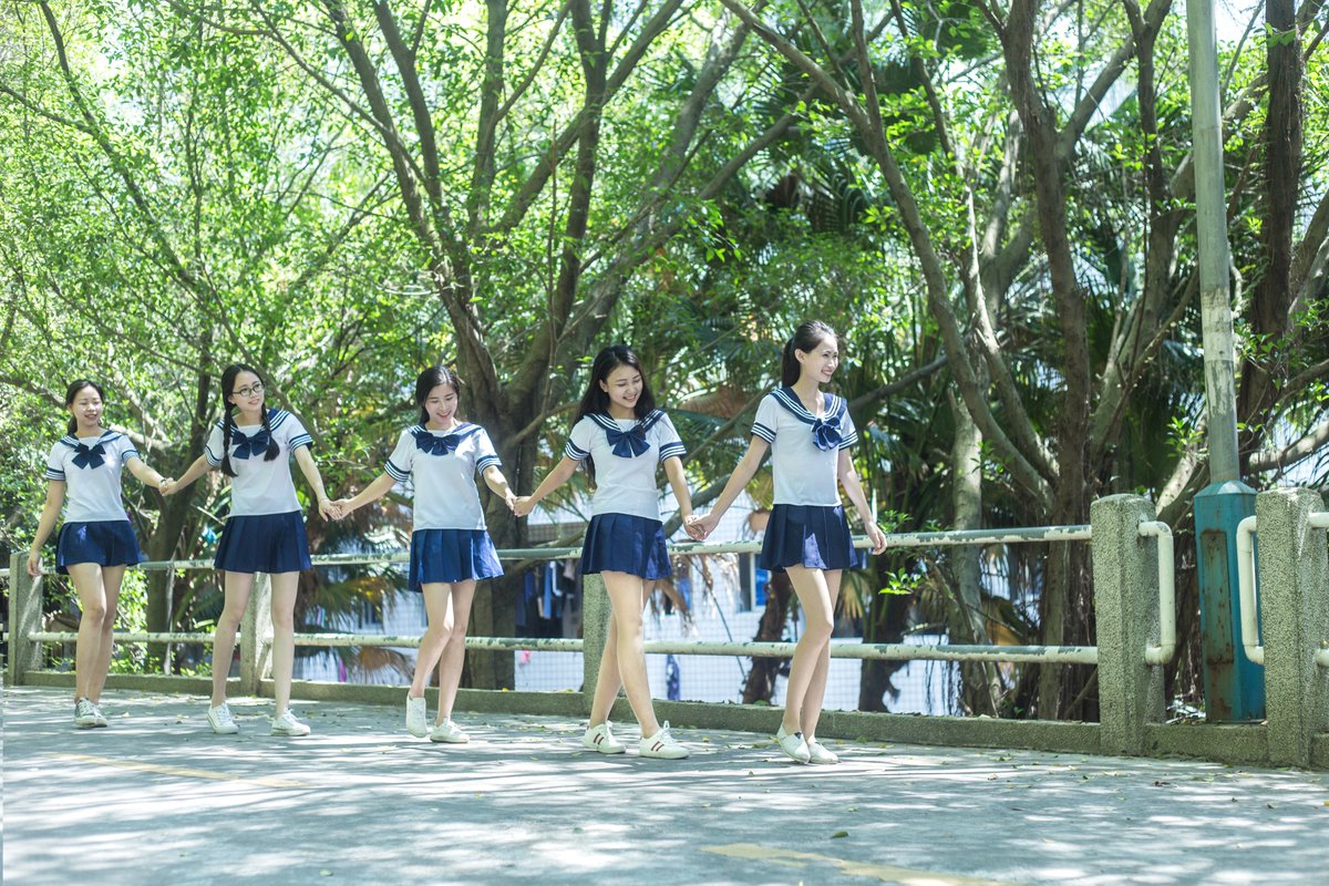 毕业小姐姐写真[98P+502M] #眼镜娘 #眼镜妹 #毕业照 #女大学生 #写真 
No.110324 预览全套尺度看置顶或私信 投稿：@007share 
眼镜娘圈子：https://t.co/VSeJDJ4Yn7 https://t.co/70jvgY6CjF