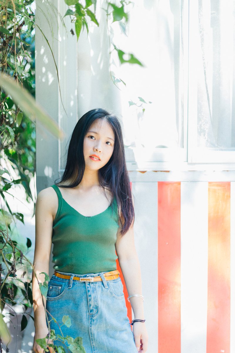 毕业小姐姐写真[216P+1.58G] #眼镜娘 #眼镜妹 #毕业照 #女大学生 #写真 
No.110416 预览全套尺度看置顶或私信 投稿：@007share 
眼镜娘圈子：https://t.co/VSeJDJ4qxz https://t.co/tgCnHuUx2f