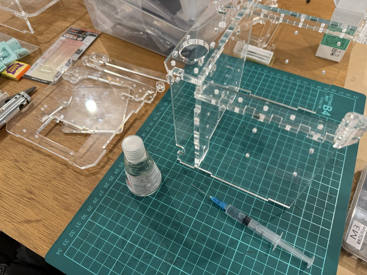 Renji_81's tweet image. voron組み立て会ありがとうございました！

フレーム組むの難しくも、とても楽しかったです🙏
麻婆豆腐もしっかり辛くてウマウマでした

そして00w2が少し進んだ。早く部品を頼みます。。。

#voron #00w2