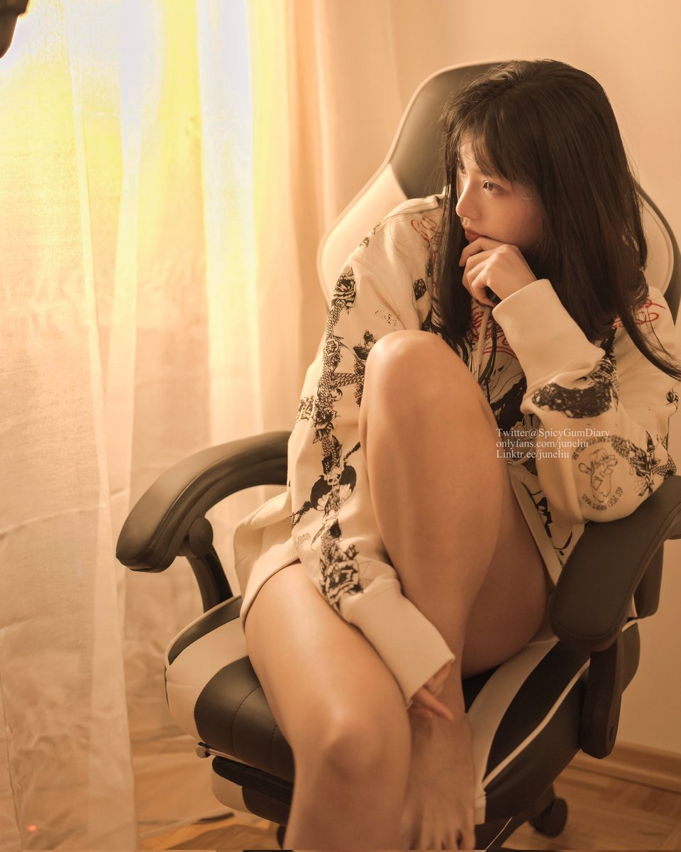 黄推福利内容 - SpicyGum✨的精彩图片 福利姬SpicyGum✨分享的黄推图片1 - 网红私拍内容