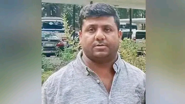 বাগেরহাটে সাবেক ইউপি সদস্যকে গুলি করে ও কুপিয়ে হত্যা।