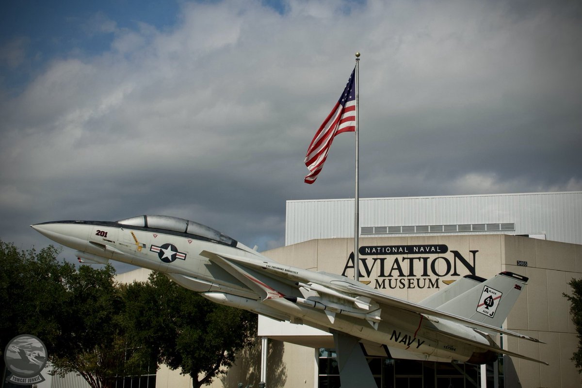 Politicians are temporary.
TOMCATS ARE FOREVER!
#TomcatTuesday