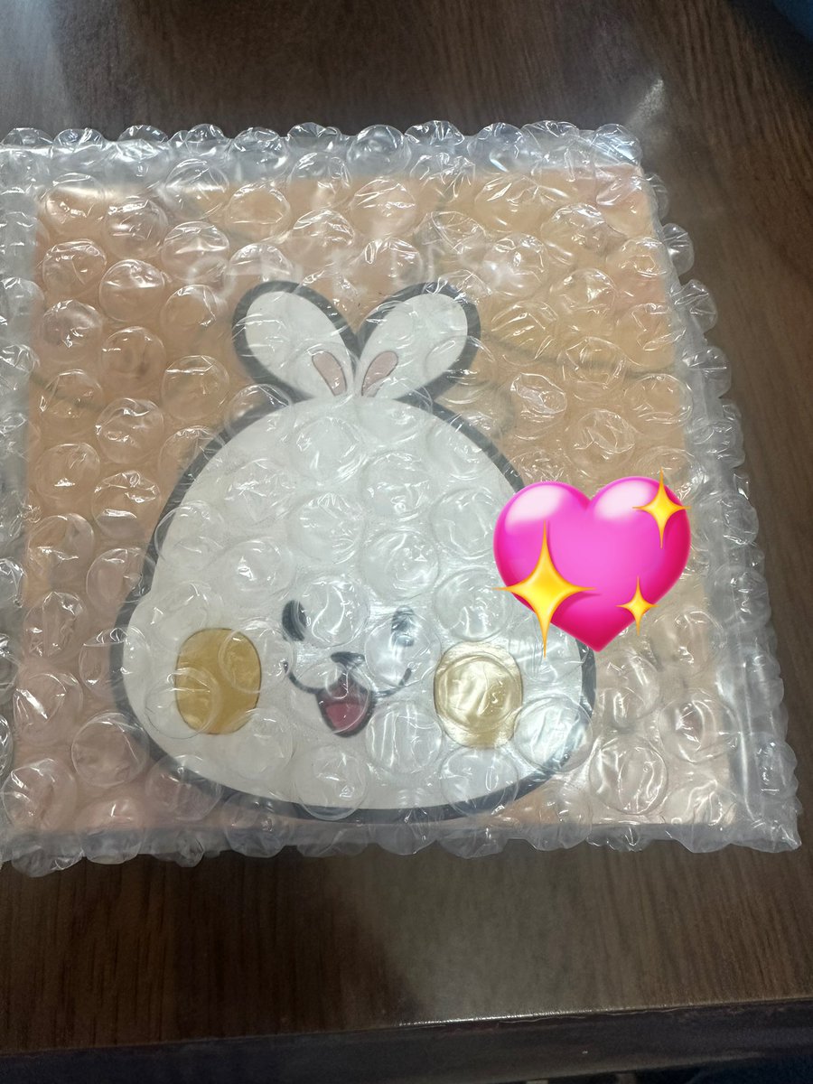 shinee_oneus's tweet photo. ONEUS JAPAN OFFICAL FANCLUB
FC継続特典　ラバーミラー

【譲】 ゴニ

【求】ファヌン

大阪にて手渡しor郵送希望
よろしくお願い致します🙇‍♀️🙇‍♀️

 #ONEUS交換 https://t.co/MuKQ3KoAcU