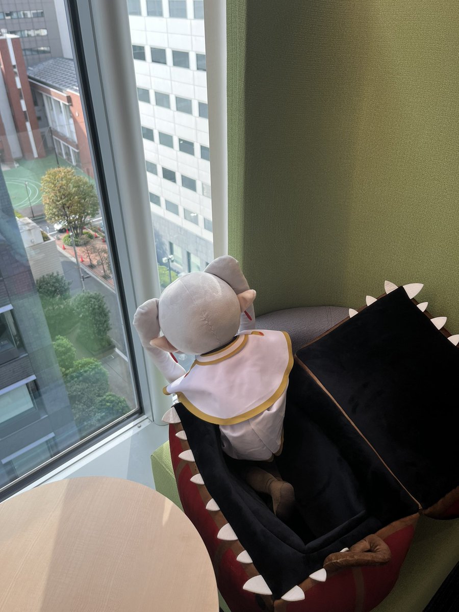 FRIEREN_PR's tweet photo. 高層のフリーレン https://t.co/N4CEhEc828