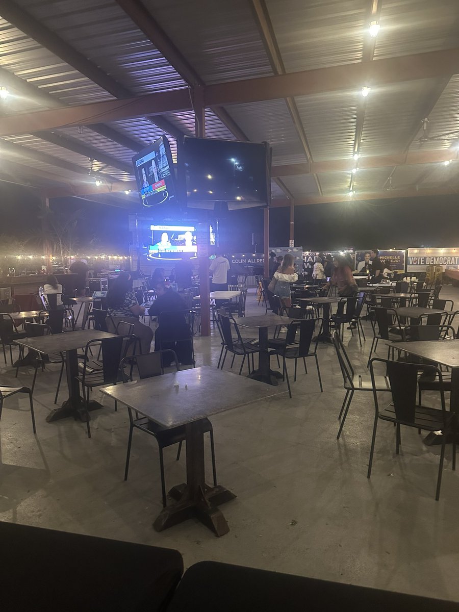 Somber night at the election party for democrat <a href="/MichelleVforTX/">Michelle Vallejo</a>. Republican <a href="/monica4congress/">Monica De La Cruz</a> will retain #tx15 seat,according to the <a href="/AP/">The Associated Press</a>. More analysis on <a href="/SpectrumNews1TX/">Spectrum News 1 Texas</a>.