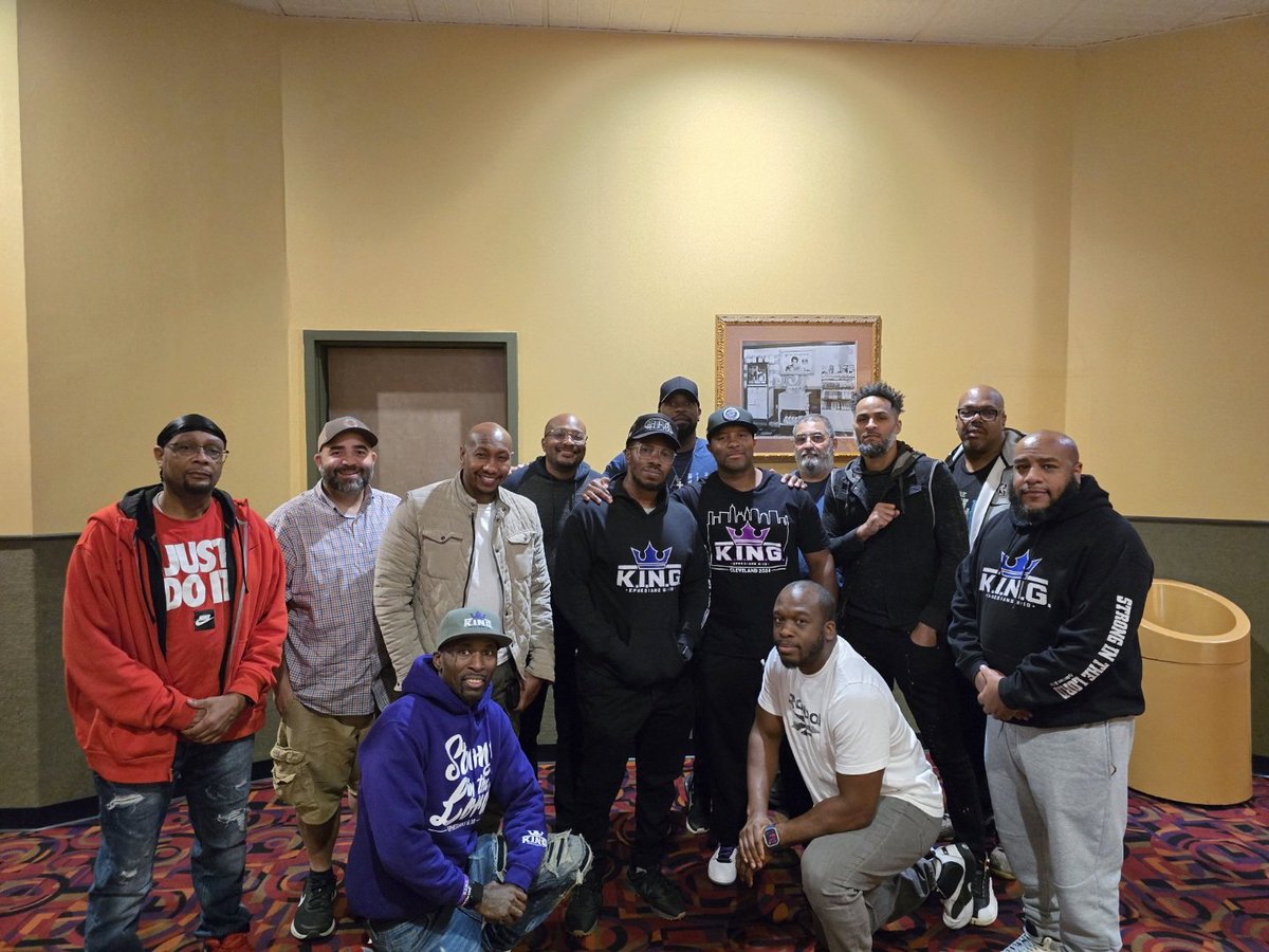 TGT_Wear_216's tweet photo. K.I.N.G. Men's Movie Night was a great time of fellowship among Brothers #TheCarpenter" @CarpenterMovie  #StrongerTogether #strongfellowship #strongintheLord https://t.co/m88D4VaitE