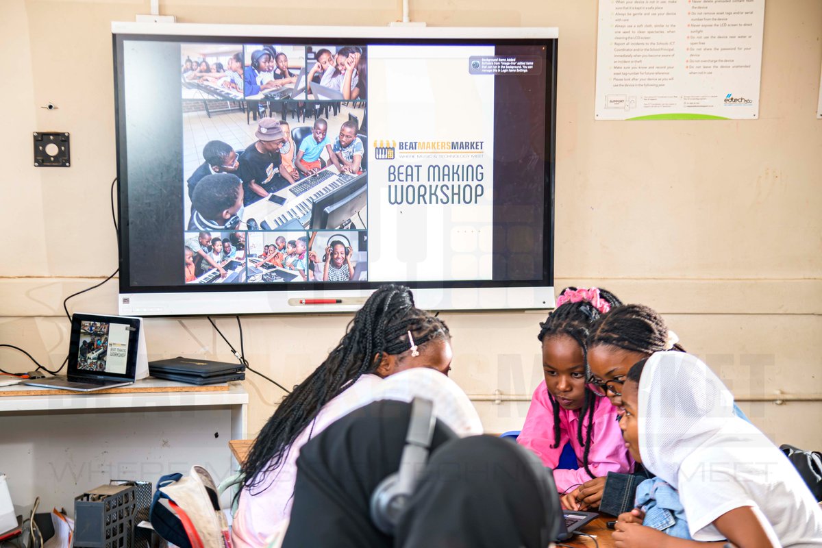 BeatMakersHome's tweet photo. 📸 The #BeatMakersMarket team recently hosted an exciting Beat Making workshop at Bree Primary School in Johannesburg - schooling the next generation about the endless possibilities in the world of music and technology 🤓🎹📚

#BeatMakersMarket2024 #Beats #MusicProduction https://t.co/AHiGJkPOLX