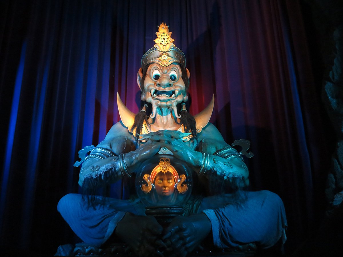 overblijfselen van een voormalige efteling tweet media