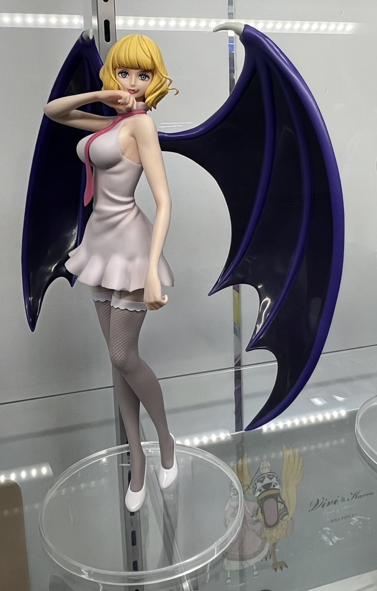 B賞 ロックス海賊団ミス・バッキンガム・ステューシーの複製人間 一番