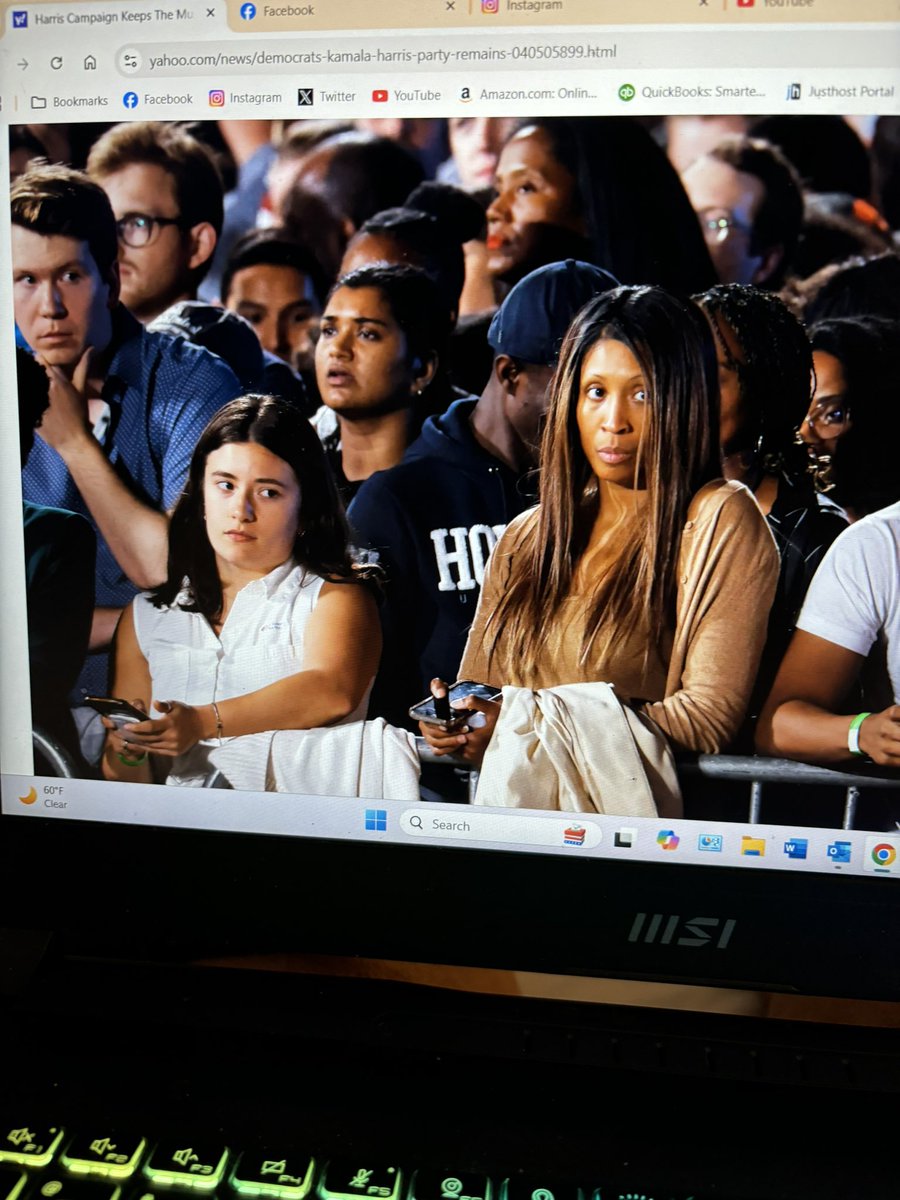 POPSradio's tweet photo. FYI @BretBaier Current Daily Beast photo from Howard University Harris gathering. The looks say a lot. https://t.co/pyApLS7HkU