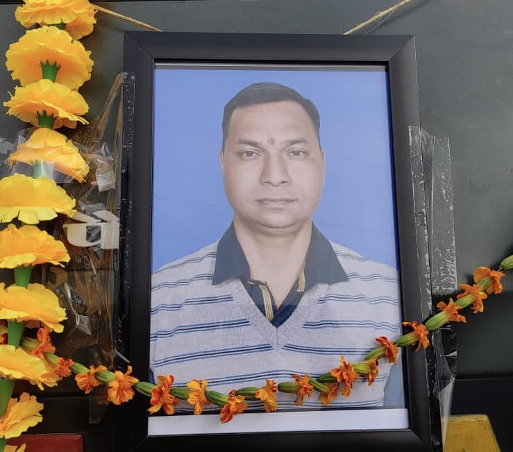 NewsJunctionTV's tweet photo. लेह-लद्दाख में तैनात सरकाघाट के गांव जमसाई निवासी सेना के जवान हवलदार सुखदेव सिंह हुए शहीद
 #himachalpradesh https://t.co/gO0o7twx9z