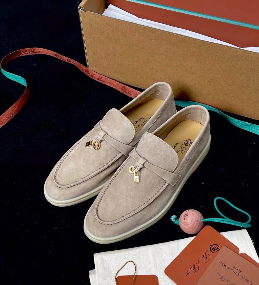 DIAMONDSLook2's tweet image. Lord piana 💎
38000Fcfa 
Douala, livraison et expédition possible 
Rt🙏🏼