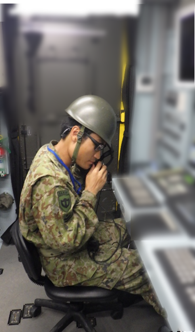 3月に新編された #第302高射運用隊 が装備している対空戦闘指揮