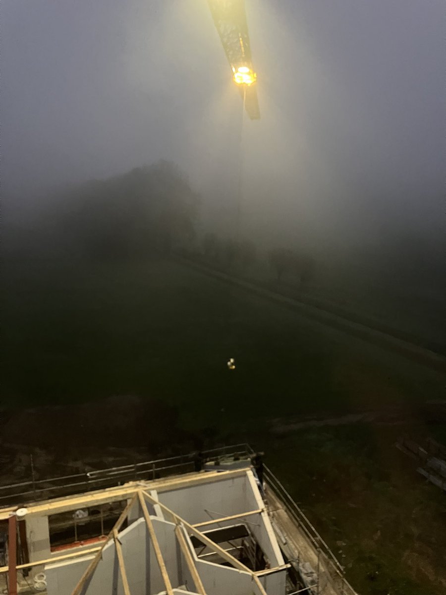 wiljow's tweet photo. Goedemorgen! Licht is dus weer nodig en een kleine wereld. #topbaan https://t.co/hTIaTT9IMq