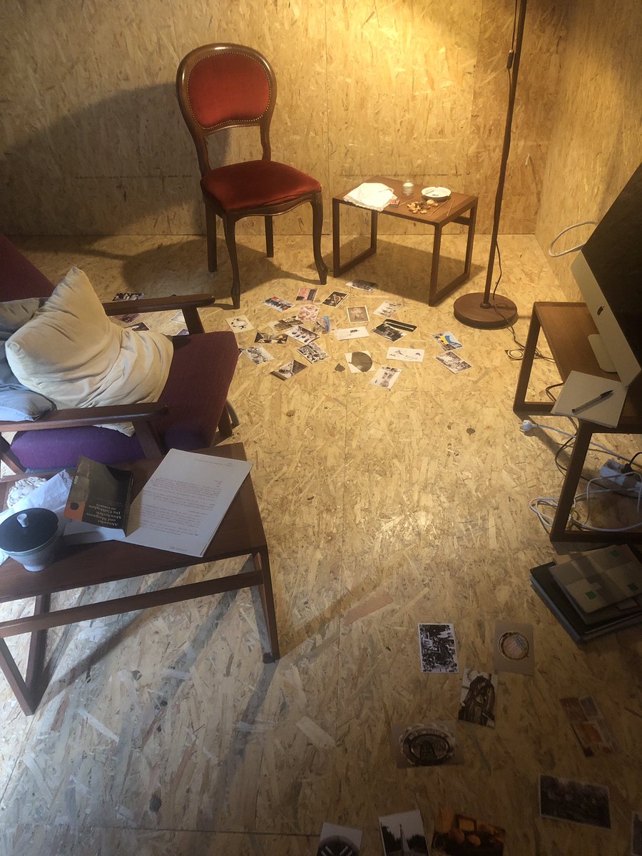 There are more and more reasons for mourning. I am working on an installation piece connected with mourning and the rise of right parties and voices. #mourning #artinstallation