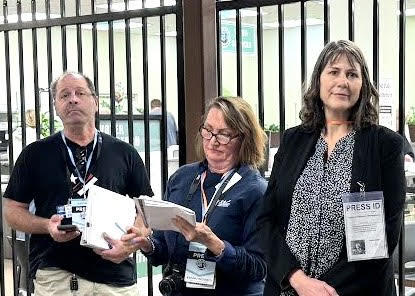 Inside the Cage at the Shasta County Registrar of Voters on Election Day
anewscafe.com/2024/11/05/red…