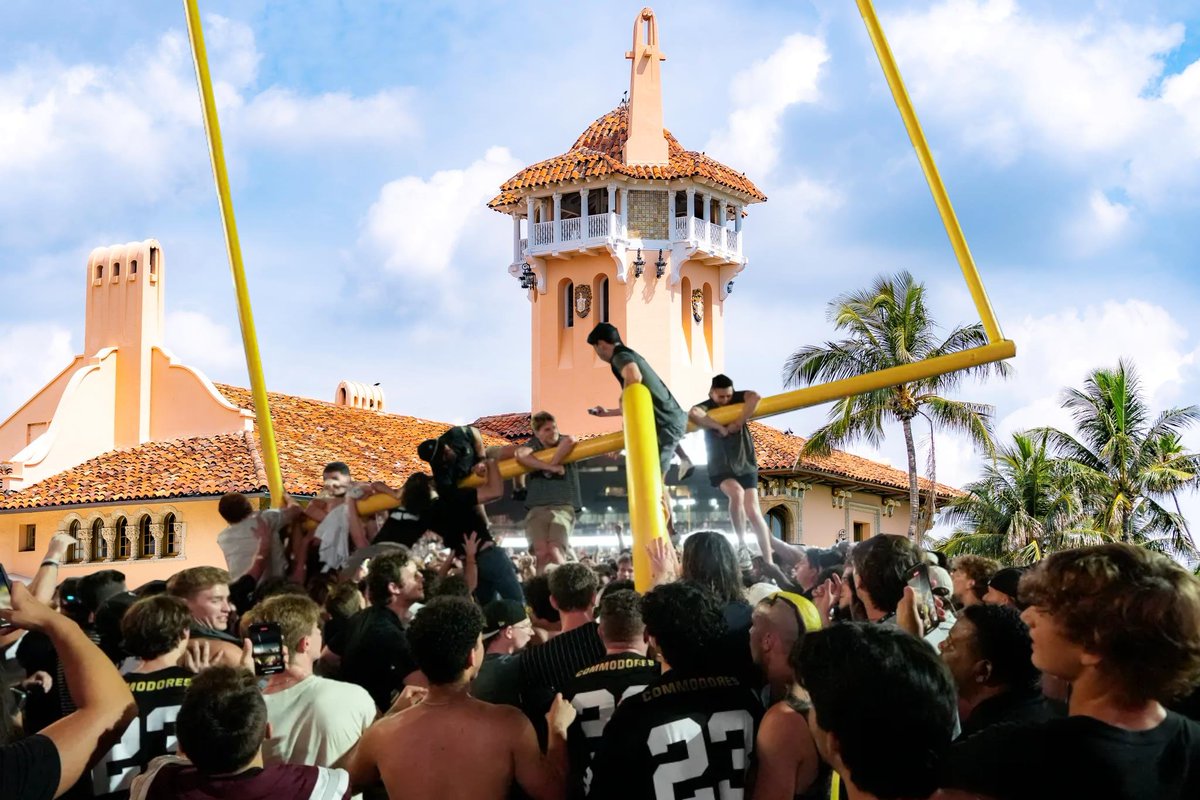 THEY'RE TEARING DOWN THE GOALPOSTS AT MAR-A-LAGO!