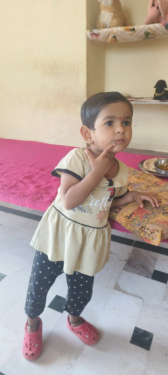 Motilalhingradr's tweet photo. त्योहार आए और चले भी गए,
कुछ दिन रौनकें लगी रहीं हर गली मोहल्ले में। #missyou #bachhaparty 
#holiday #festivalseason https://t.co/Ta3qqqp0GO