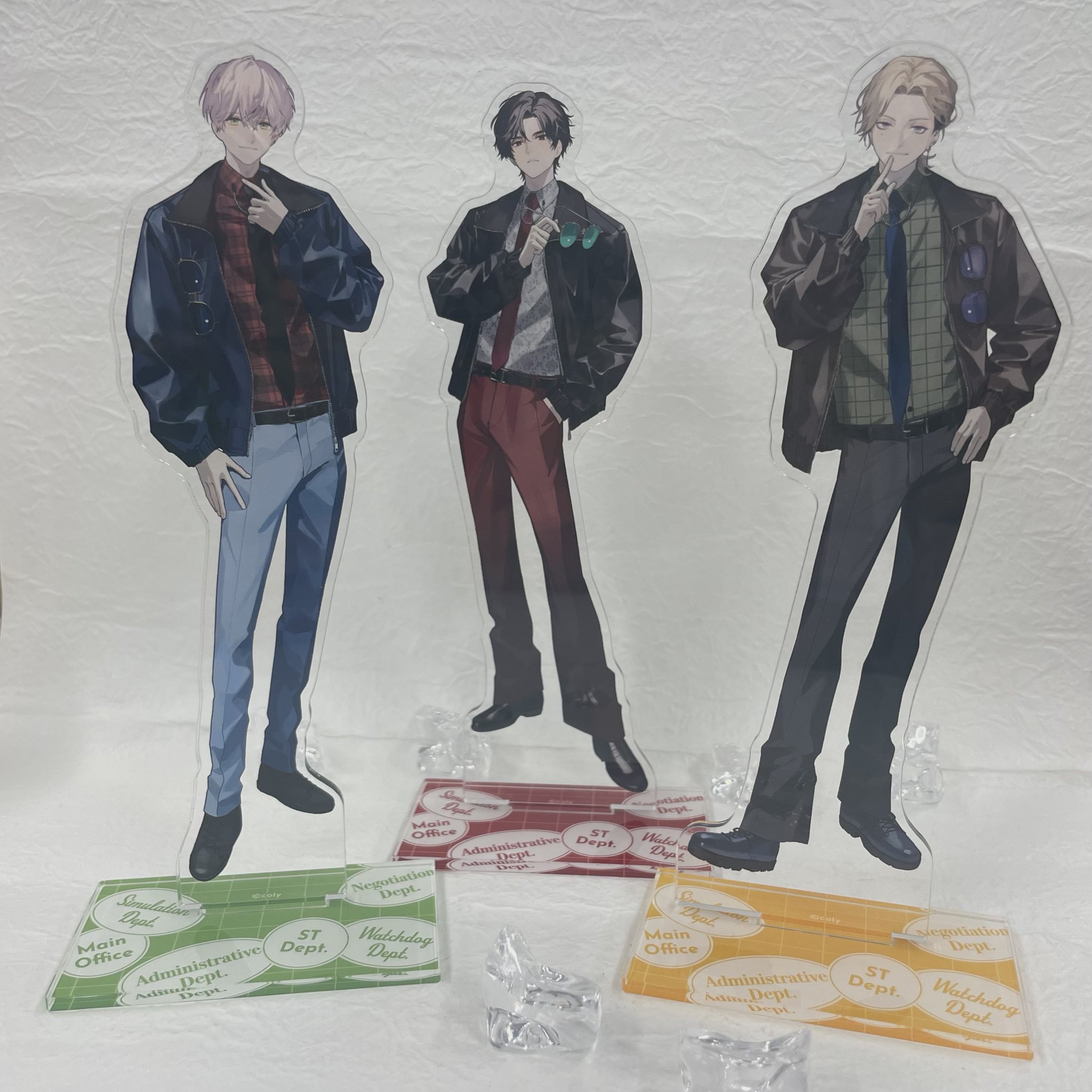 アクリルスタンド「Aporia Fashion -RETRO-」 新名有 【公式】ブレマイ