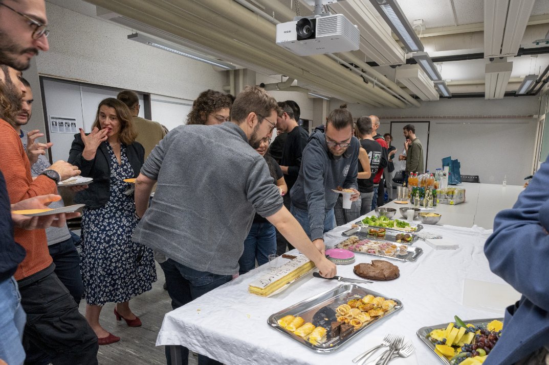 pulp_platform's tweet photo. Here we go! Congratulations 🎇🍾😄 to Samuel @saem_r who has defended his PhD thesis titled "Designing and Scaling Versatile Manycore Systems". Just a few pictures from the festivities that followed. Take a look at that cake🍰! https://t.co/ESBxqQOSjq