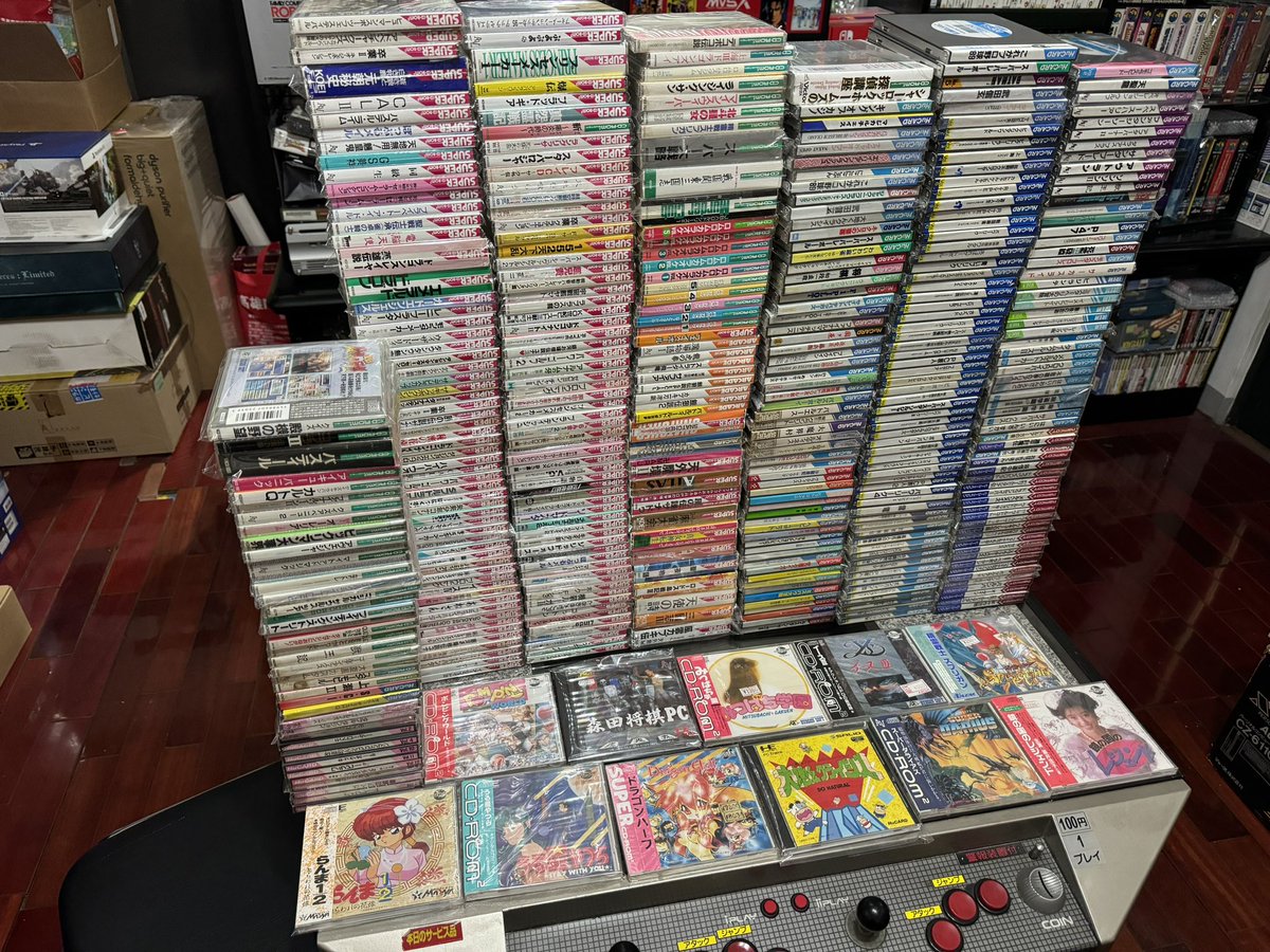 tecmo35's tweet image. PCエンジンのゲームのソフト、650タイトルで