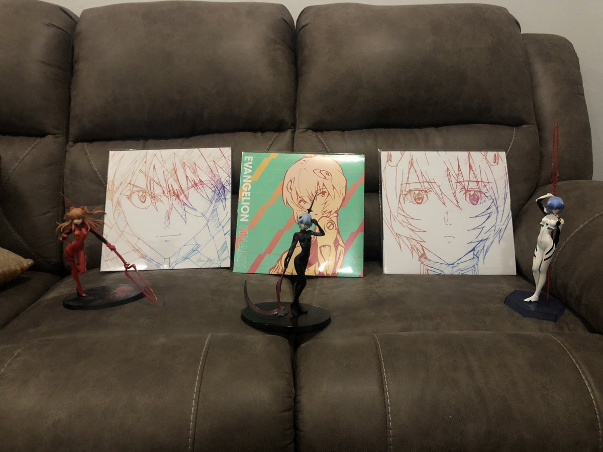 Sk8ferns's tweet photo. @CaptainNoFun_G @themrleapfrog @KingReyJr_ @tyler_beecroft I forgot to mention I’m also an Evangelion fan. Yes those are vinyl records in the back 😁 https://t.co/7gqlP4P53K