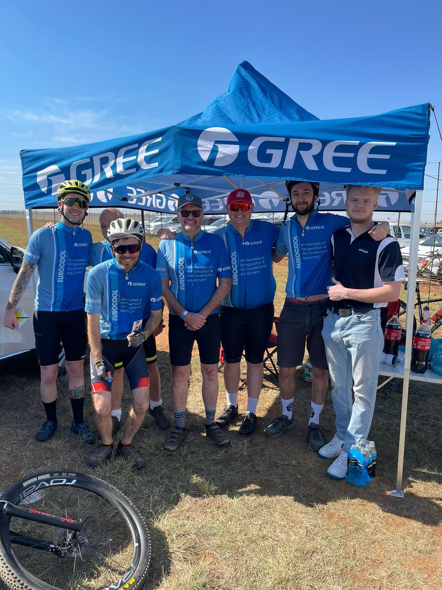 Eurocool1's tweet photo. Our MD and Middelburg sales rep hit the trails at the ALZU Mountain Bike Race this past weekend, joined by our incredible customers! 🚵‍♂️🌄 It was a fantastic day of teamwork, endurance, and bonding over shared challenges. Proud to support each other both on and off the track! https://t.co/ER6eppqtkl