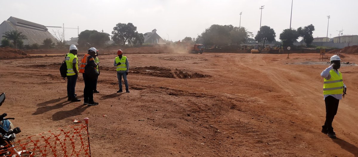 MIANSEH's tweet image. #civedu Le mardi 5 novembre 2024, réunion sur le chantier de construction du Centre ETFP du secteur des transports et de la logistique à Bouaké. 
Cette séance a eu la participation des représentants du consortium #CMTL qui ont pu se faire une idée de l'évolution des travaux